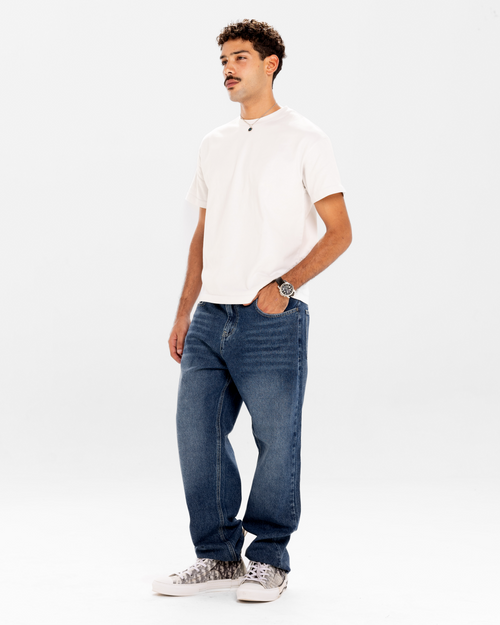 MEN’S STRAIGHT-LEG JEANS
