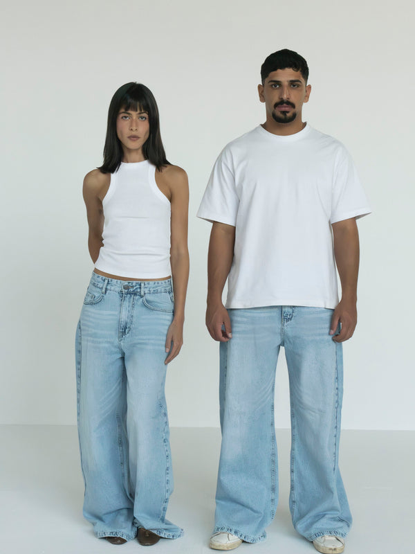 LIGHTWEIGHT BAGGY JEANS