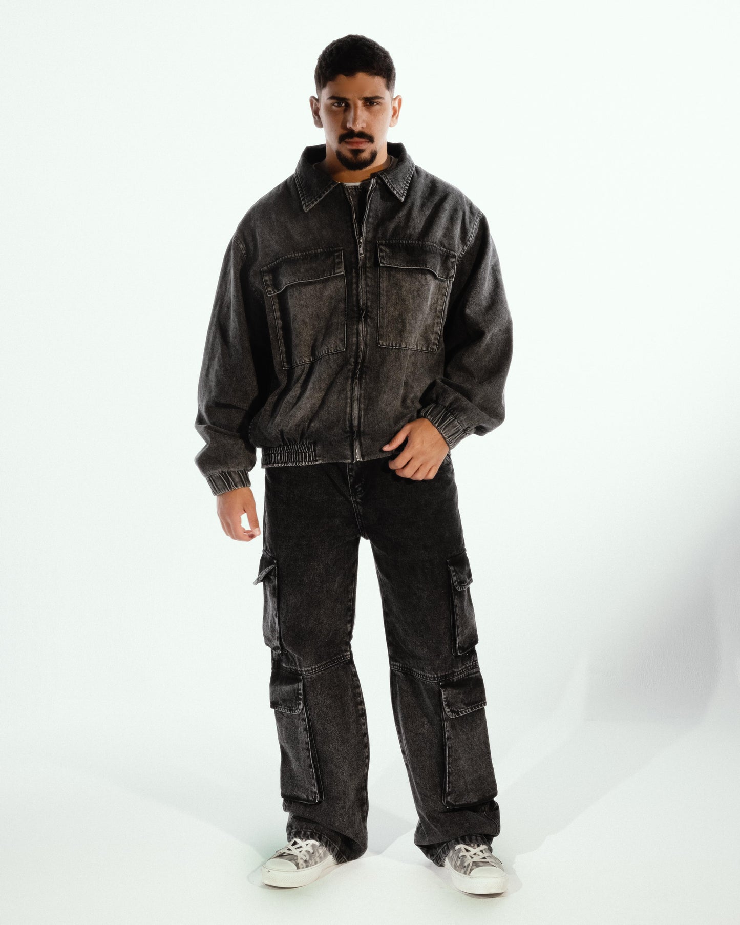 BOMBER JEANS JACKET IN WASHED BLACK